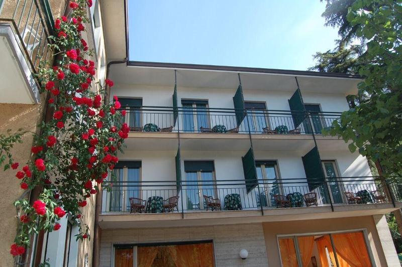 Hotel Stella Alpina Malcesine Exterior photo